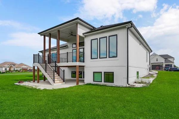 $895,000 | 1 South Buffalo Rdg Court, Lake Winnebago, MO 64034