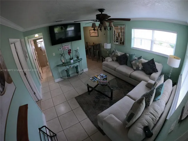 $1,675 | 6101 Rodman Street, Unit 2, Hollywood, FL 33023