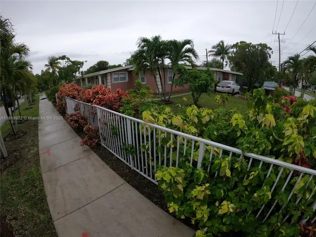 $1,675 | 6101 Rodman Street, Unit 2, Hollywood, FL 33023