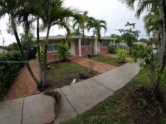 $1,675 | 6101 Rodman Street, Unit 2, Hollywood, FL 33023