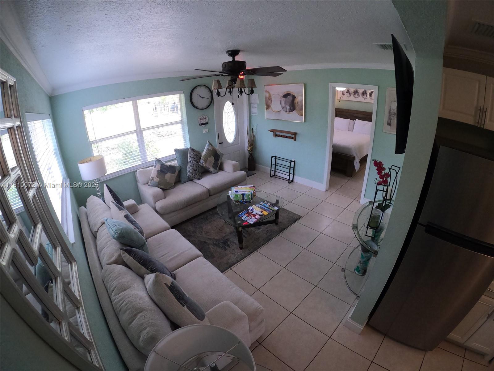 6101 Rodman Street, Unit 2 Hollywood, FL 33023 - Photo 8 of 12