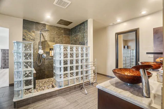 $2,795,000 | 5798 Northeast 7th Avenue, Boca Raton, FL 33487