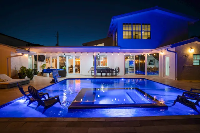 $2,795,000 | 5798 Northeast 7th Avenue, Boca Raton, FL 33487