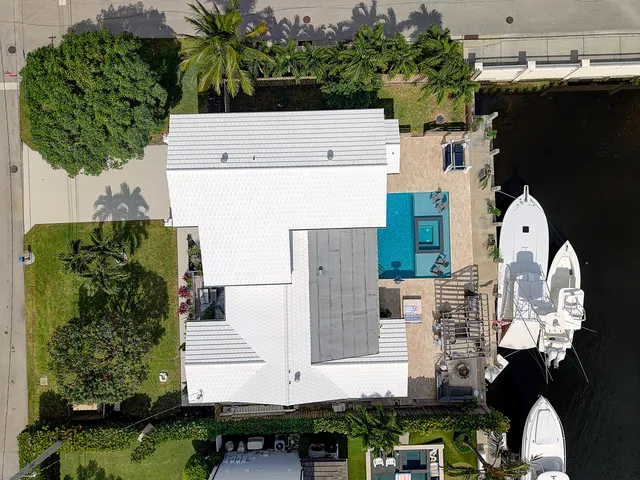 $2,795,000 | 5798 Northeast 7th Avenue, Boca Raton, FL 33487