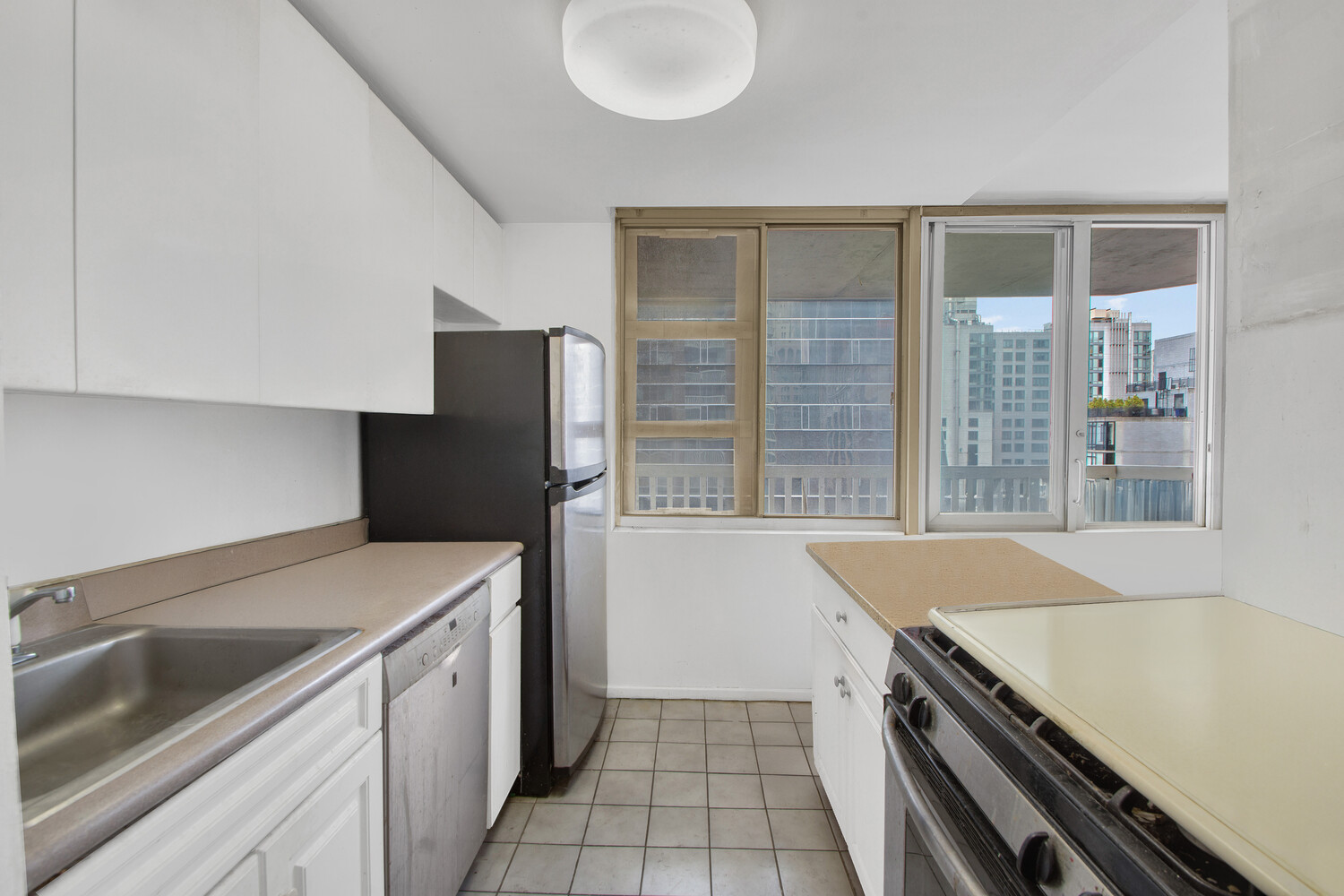 50 Lexington Avenue, Unit 16E Manhattan, NY 10010 - Photo 4 of 15