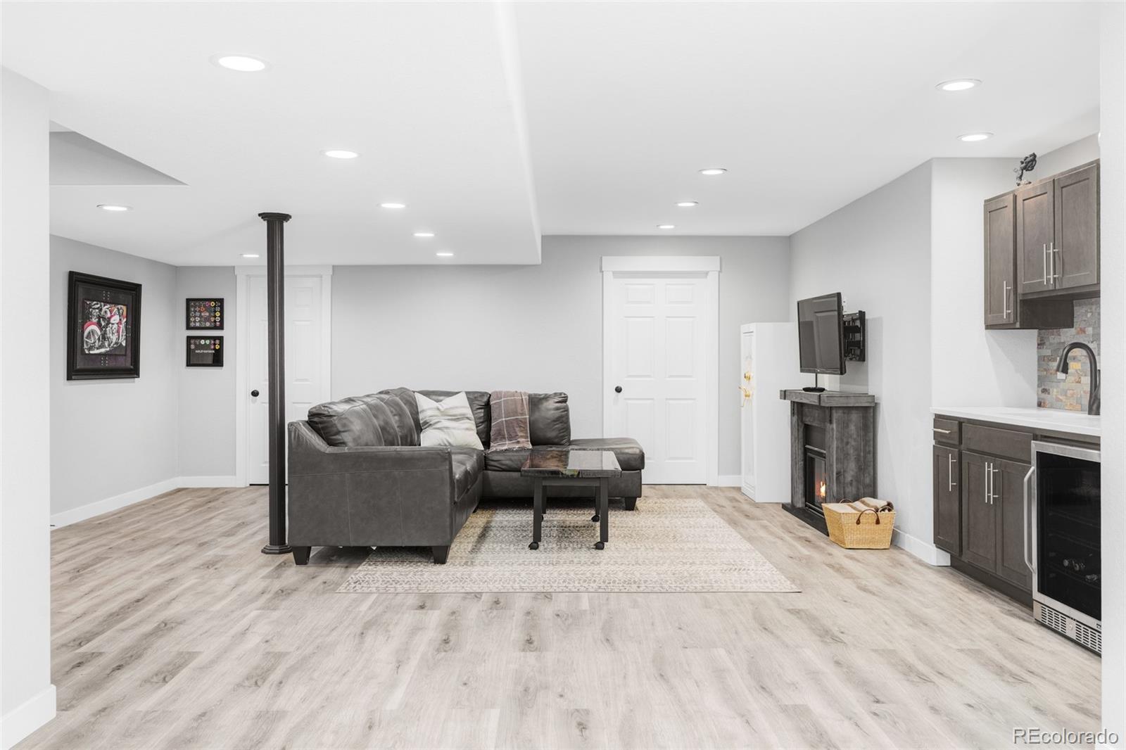6102 Dunraven Road Golden, CO 80403 - Photo 24 of 32