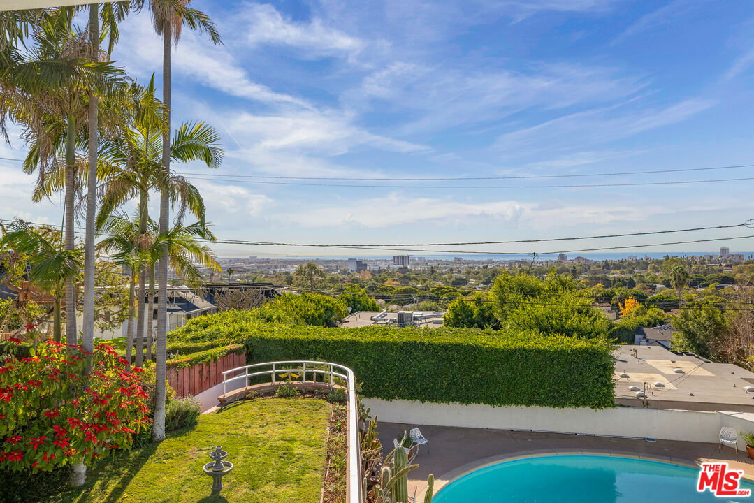 810 Franklin Street Santa Monica, CA 90403 - Photo 39 of 49 a view of a city