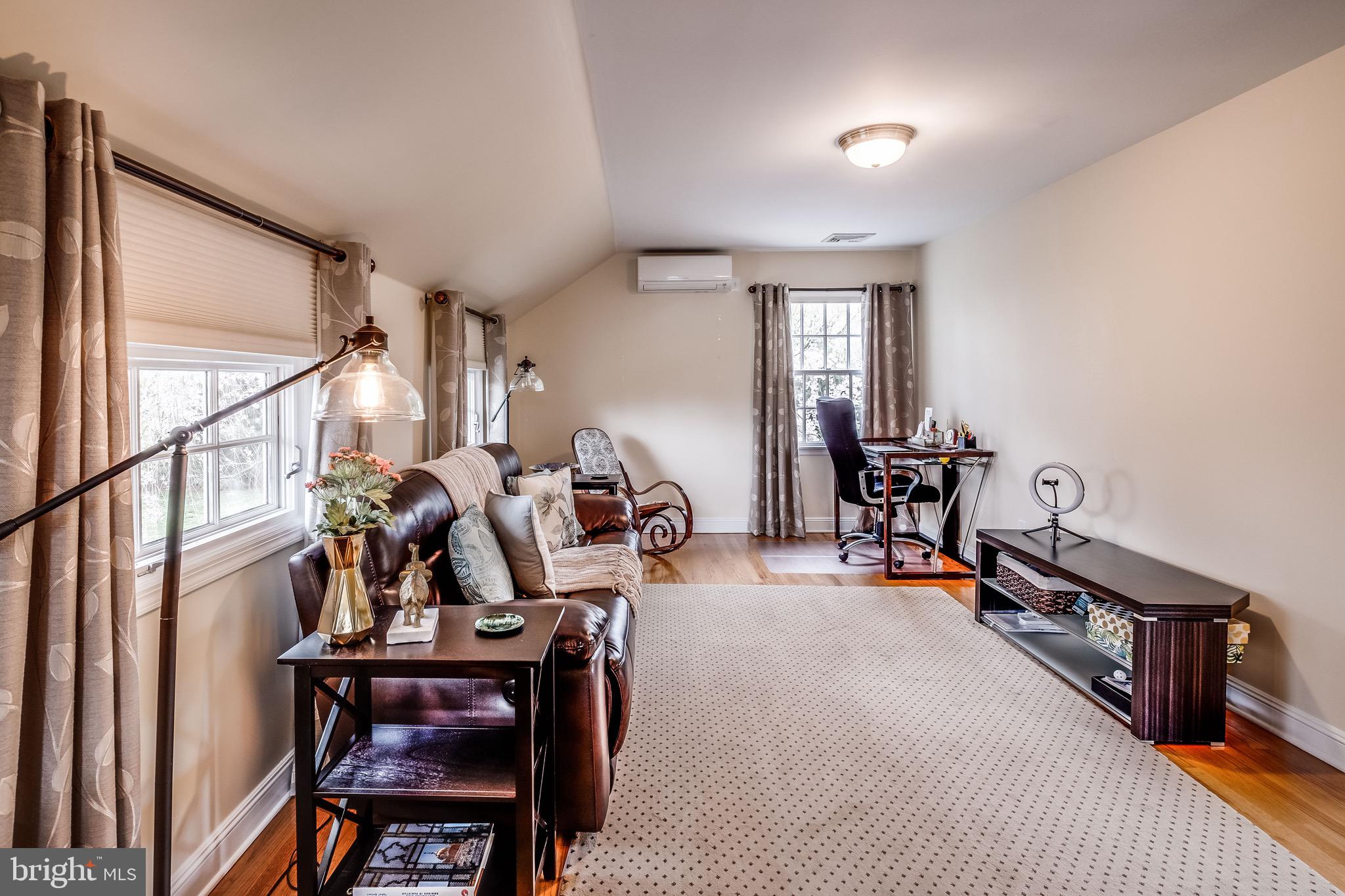8 Dey Farm Road Princeton Junction, NJ 08550 - Photo 33 of 42