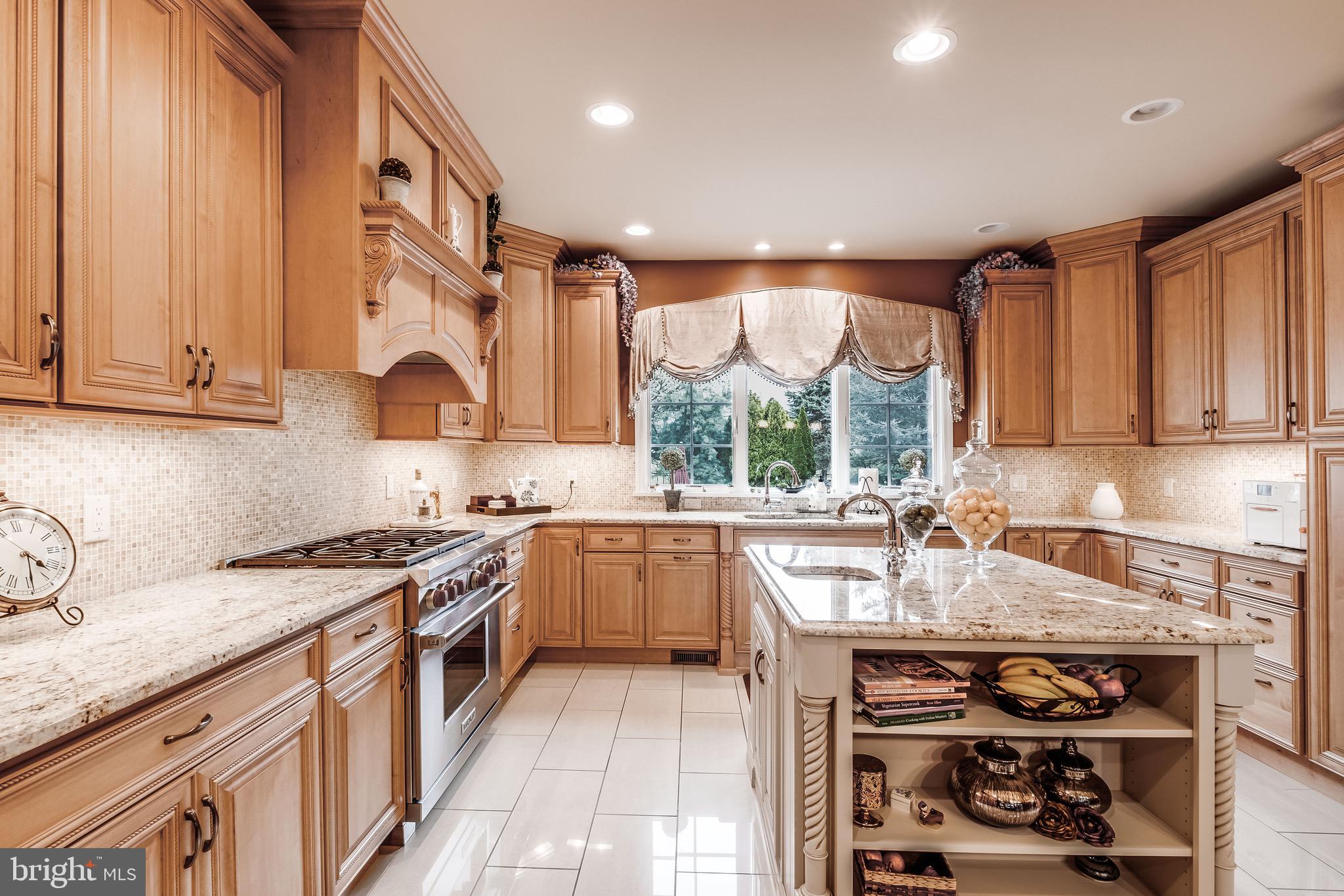 8 Dey Farm Road Princeton Junction, NJ 08550 - Photo 6 of 42