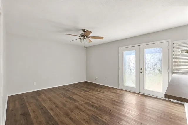 $1,995 | 944 Longhorn Drive, Plano, TX 75023