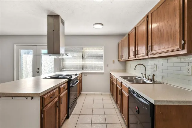 $1,995 | 944 Longhorn Drive, Plano, TX 75023