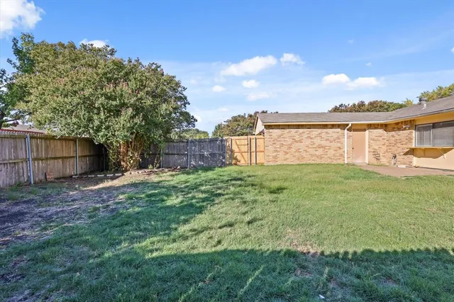 $1,995 | 944 Longhorn Drive, Plano, TX 75023