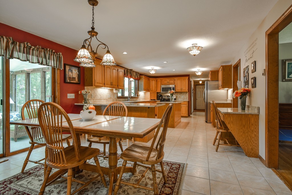 9 Kimball Road Hopkinton, MA 01748 - Photo 7 of 30 Gallery Image 7