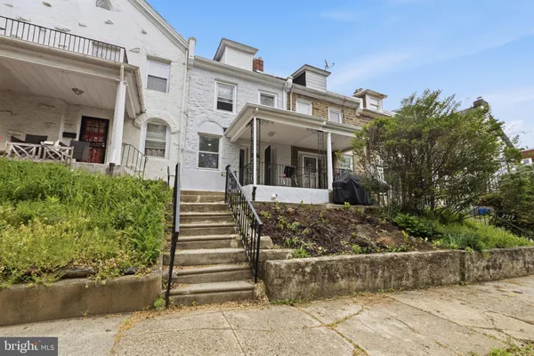 $2,200 | 2719 North 47th Street, Unit 1, Philadelphia, PA 19131
