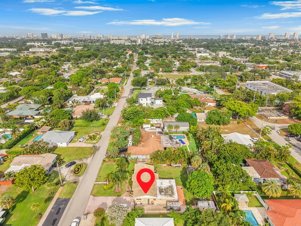 $1,200 | 724 Northeast 2nd Street, Pompano Beach, FL 33060