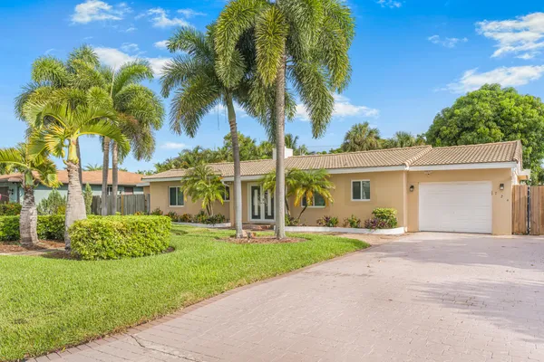 $1,200 | 724 Northeast 2nd Street, Pompano Beach, FL 33060