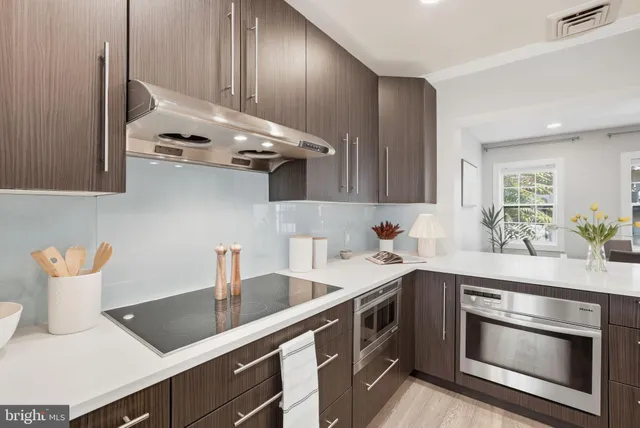 $1,590,000 | 1725 34th Street Northwest, Washington, DC 20007