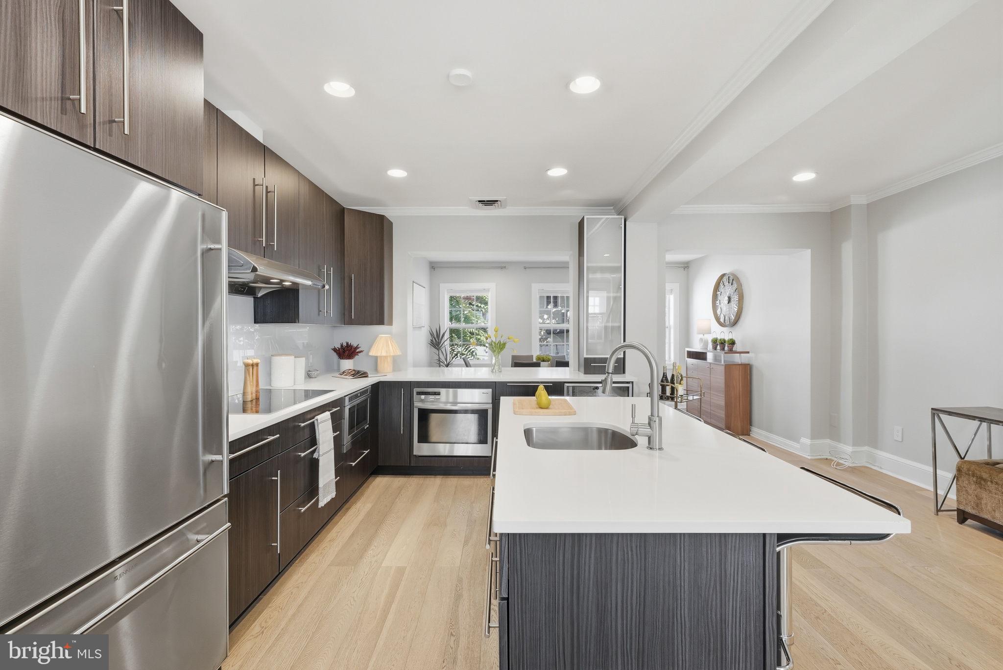 1725 34th Street Northwest Washington, DC 20007 - Photo 12 of 37