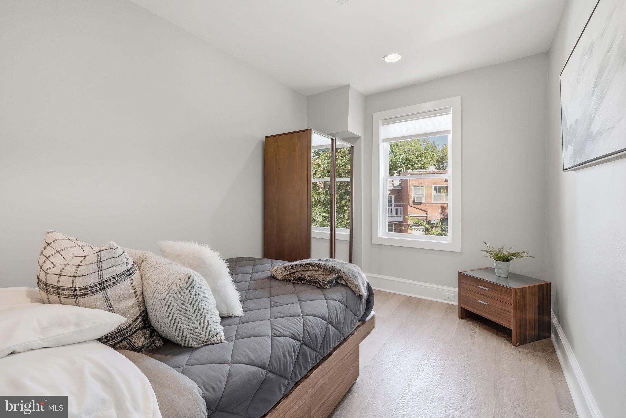 1725 34th Street Northwest Washington, DC 20007 - Photo 21 of 37