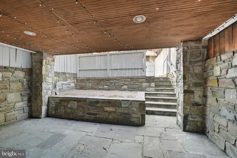 $1,675,000 | 1725 34th Street Northwest, Washington, DC 20007