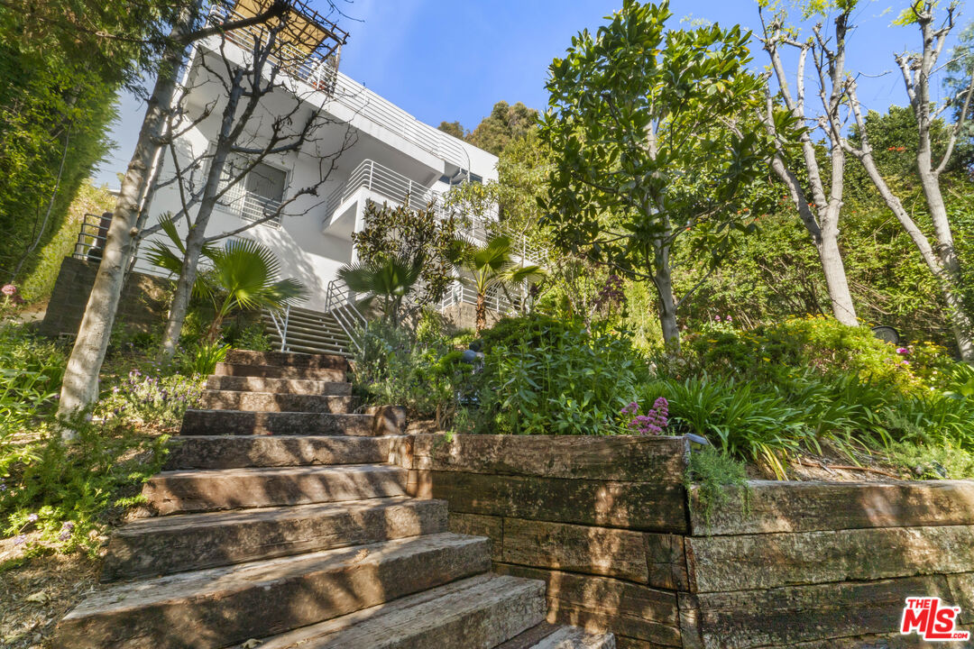 2977 Seabreeze Drive Malibu, CA 90265 - Photo 42 of 48