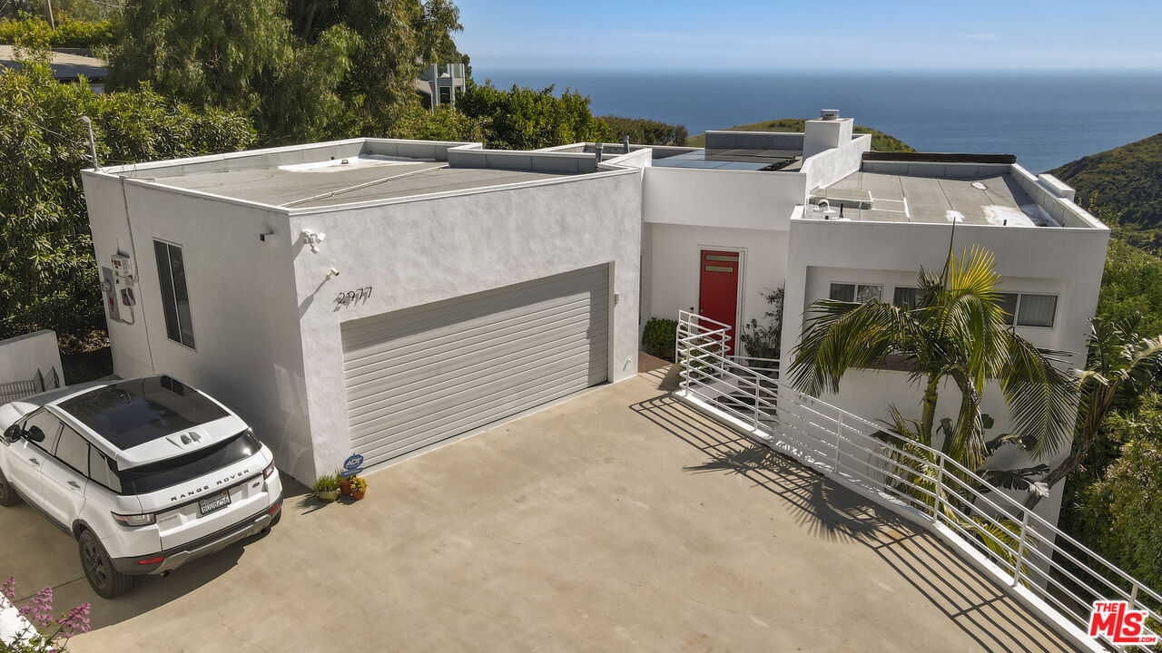 2977 Seabreeze Drive Malibu, CA 90265 - Photo 43 of 48