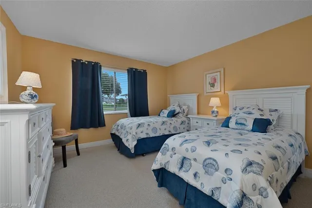 $209,000 | 215 Cypress Way East, Unit C4, Naples, FL 34110