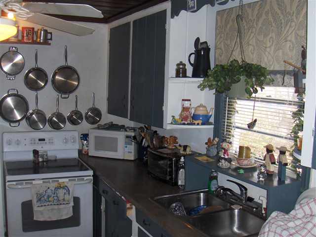 403 Maple Street Myrtle Beach, SC 29577 - Photo 4 of 11 Gallery Image 4