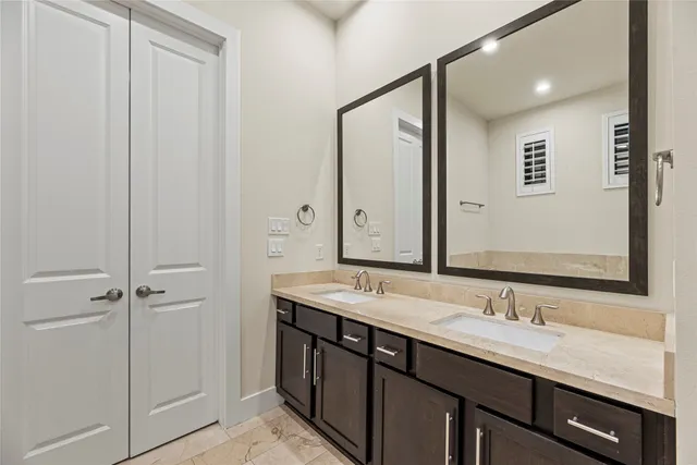 $399,000 | 2513 B Garrow Street, Houston, TX 77003