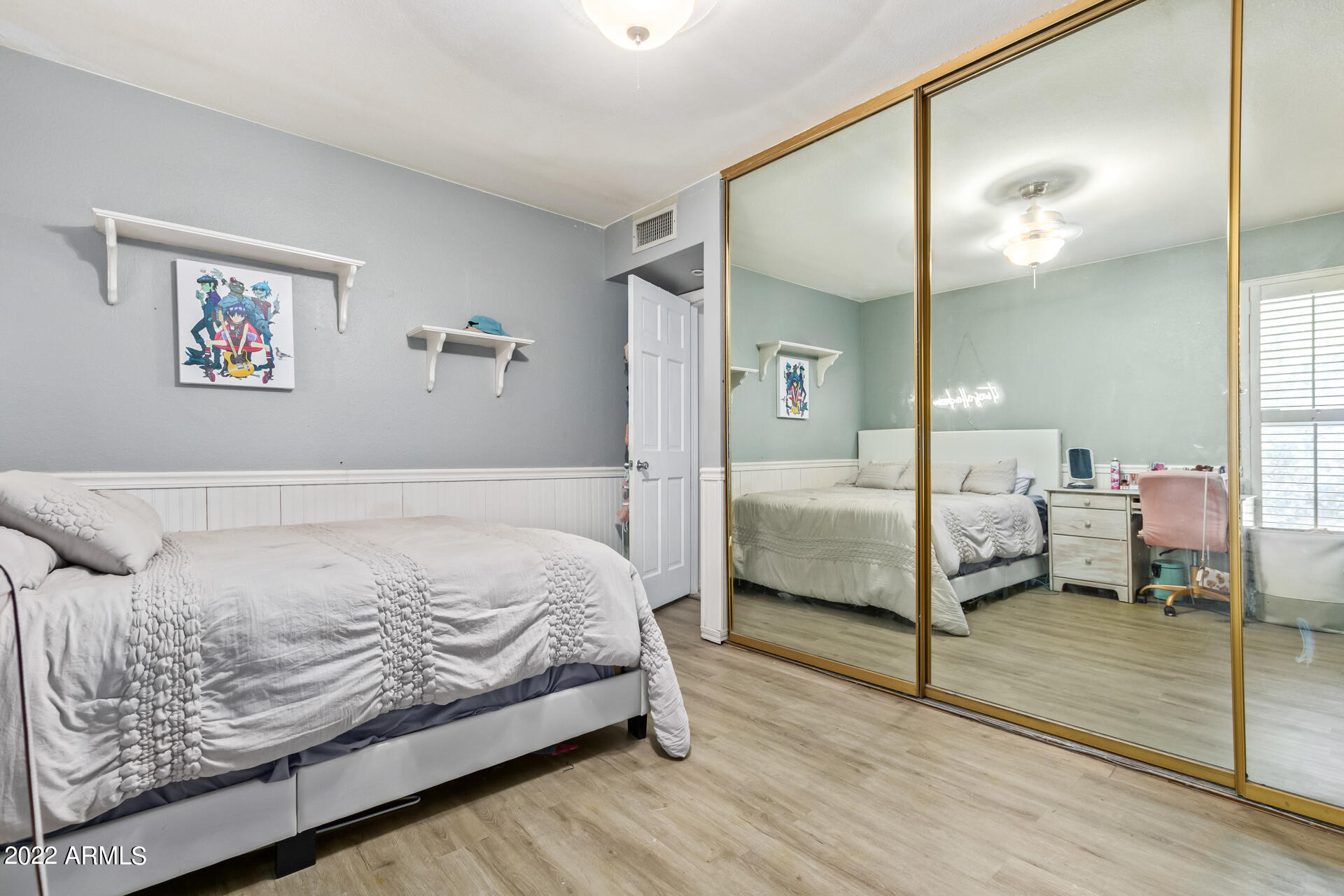 2039 East Greenway Road Phoenix, AZ 85022 - Photo 16 of 26 0022-22-Greenway
