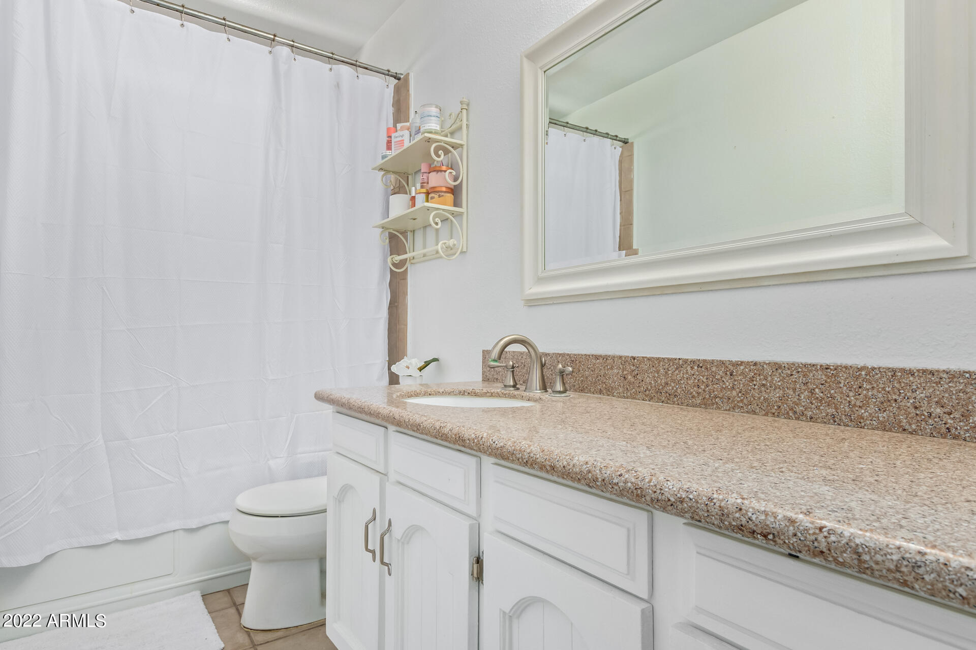 2039 East Greenway Road Phoenix, AZ 85022 - Photo 18 of 26 0024-24-Greenway