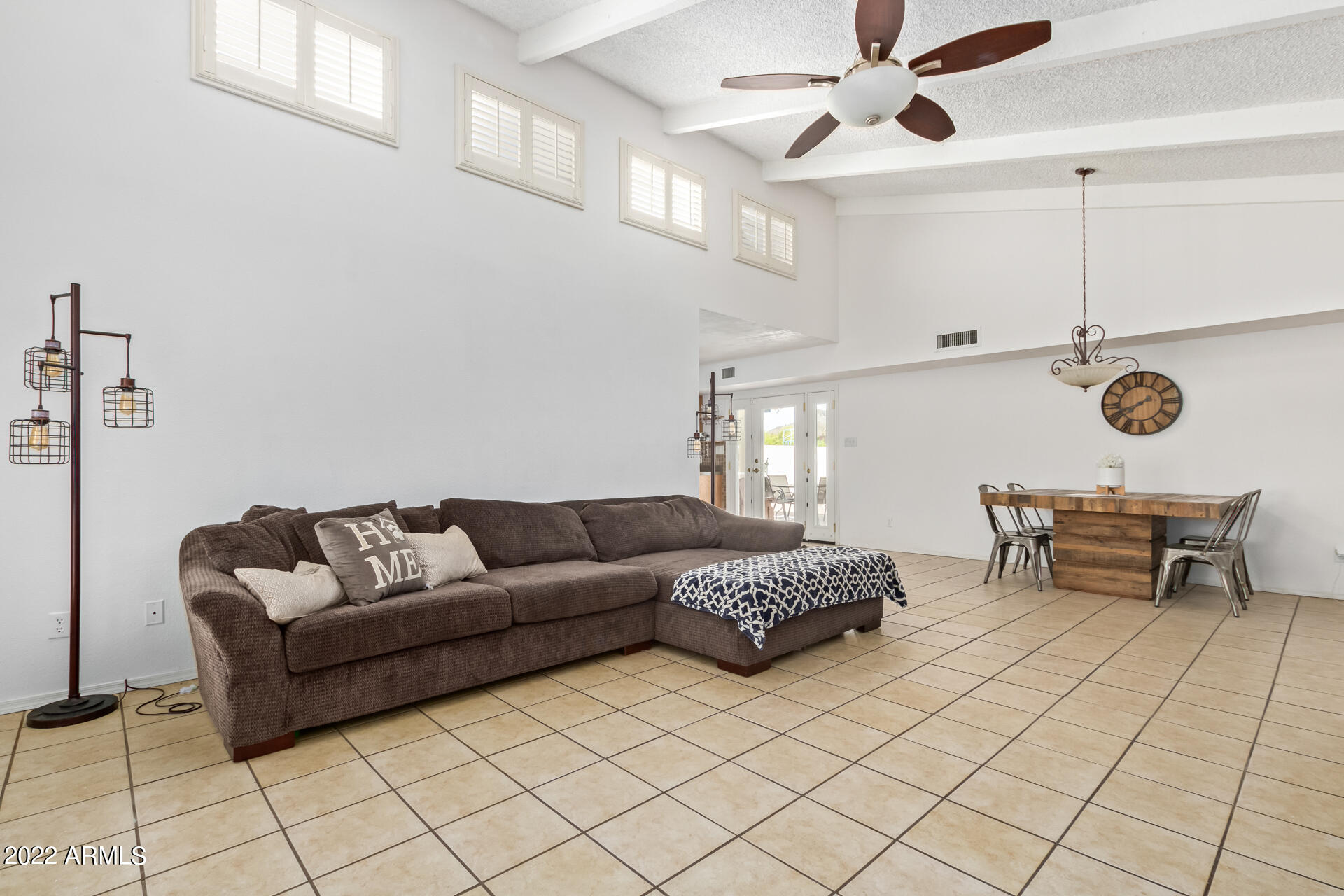 2039 East Greenway Road Phoenix, AZ 85022 - Photo 4 of 26 0007-07-Greenway
