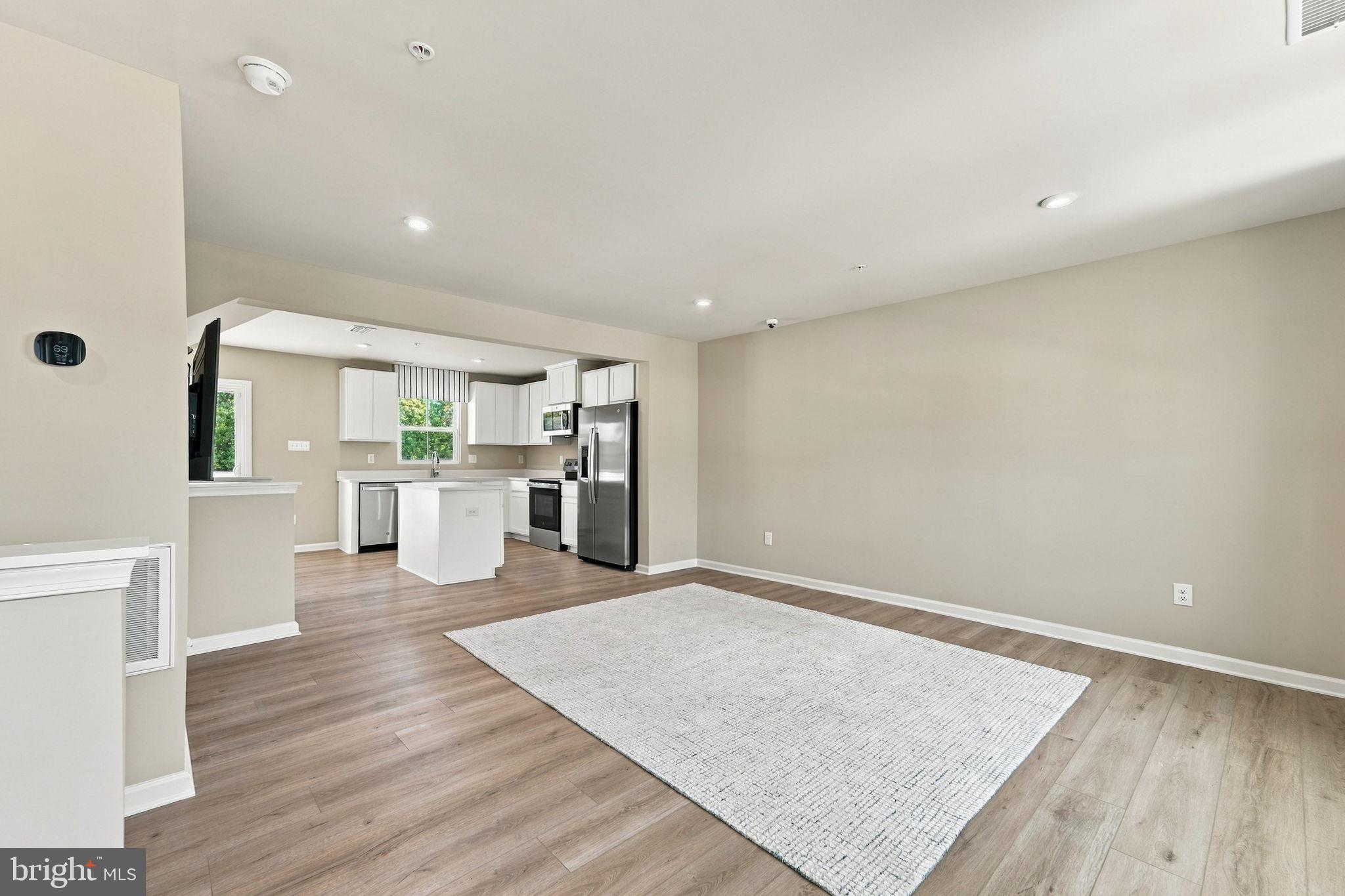 1180 West Walnut Road, Unit F34 Vineland, NJ 08360 - Photo 13 of 44 Living Room