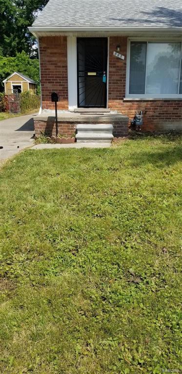 565 Longfellow Inkster, MI 48141 - Photo 1 of 19
