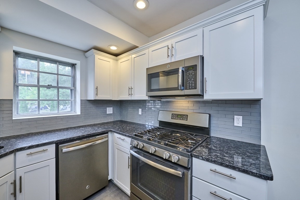 154 Lake Shore Road, Unit 4 Boston, MA 02135 - Photo 9 of 17