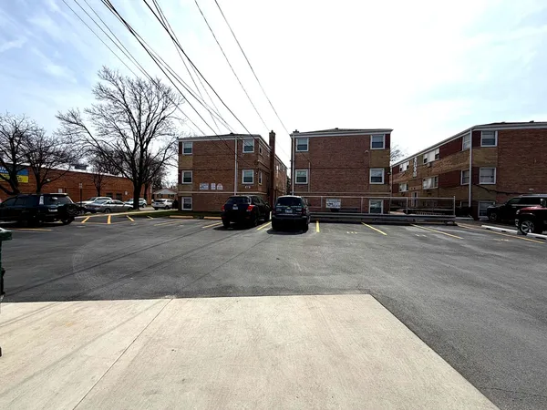 $800,000 | 4338 Warren Avenue, Hillside, IL 60162