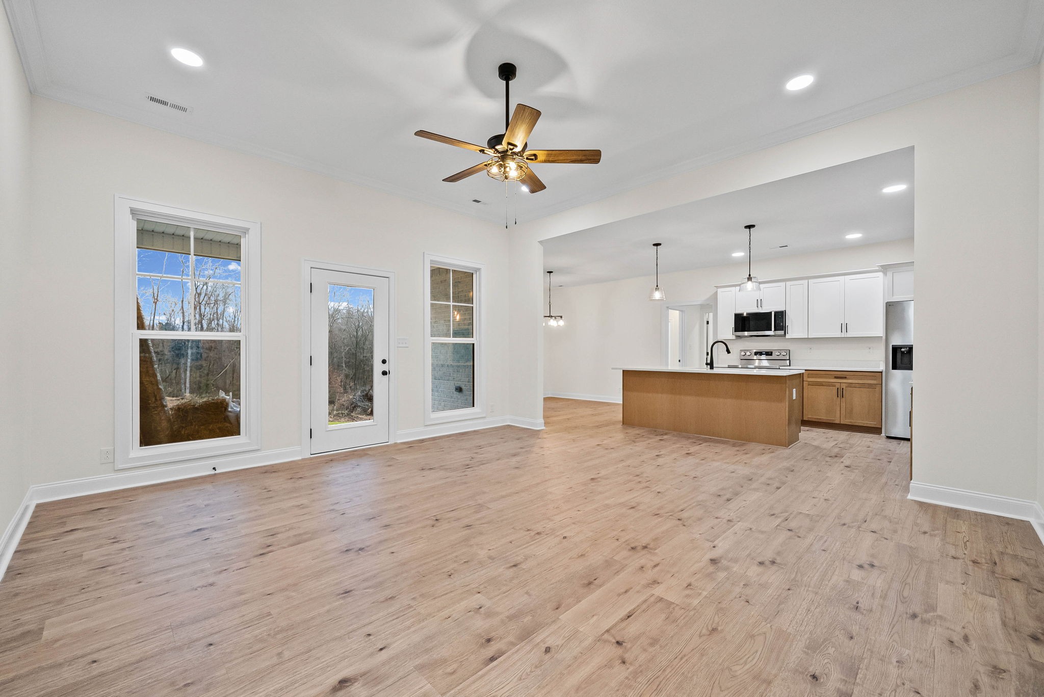 950 Palmyra Road Clarksville, TN 37040 - Photo 8 of 49 Gallery Image 8