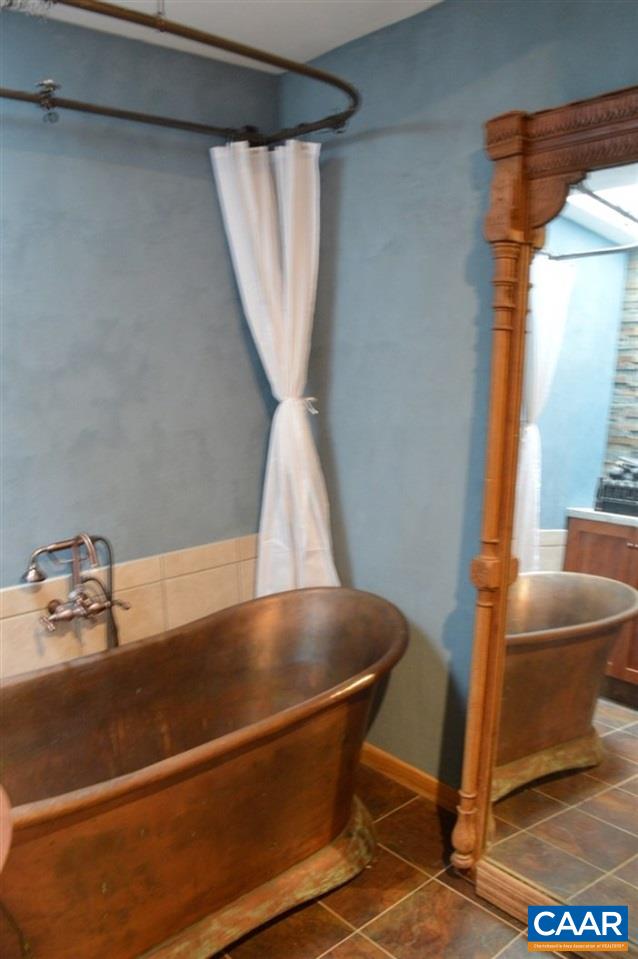 2645 High Fields Road Keswick, VA 22947 - Photo 11 of 43 Gallery Image 11