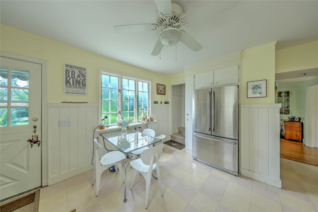 928 Main Street Warren, RI 02885 - Photo 11 of 29 Kitchen