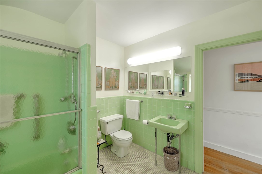 928 Main Street Warren, RI 02885 - Photo 24 of 29 bathroom