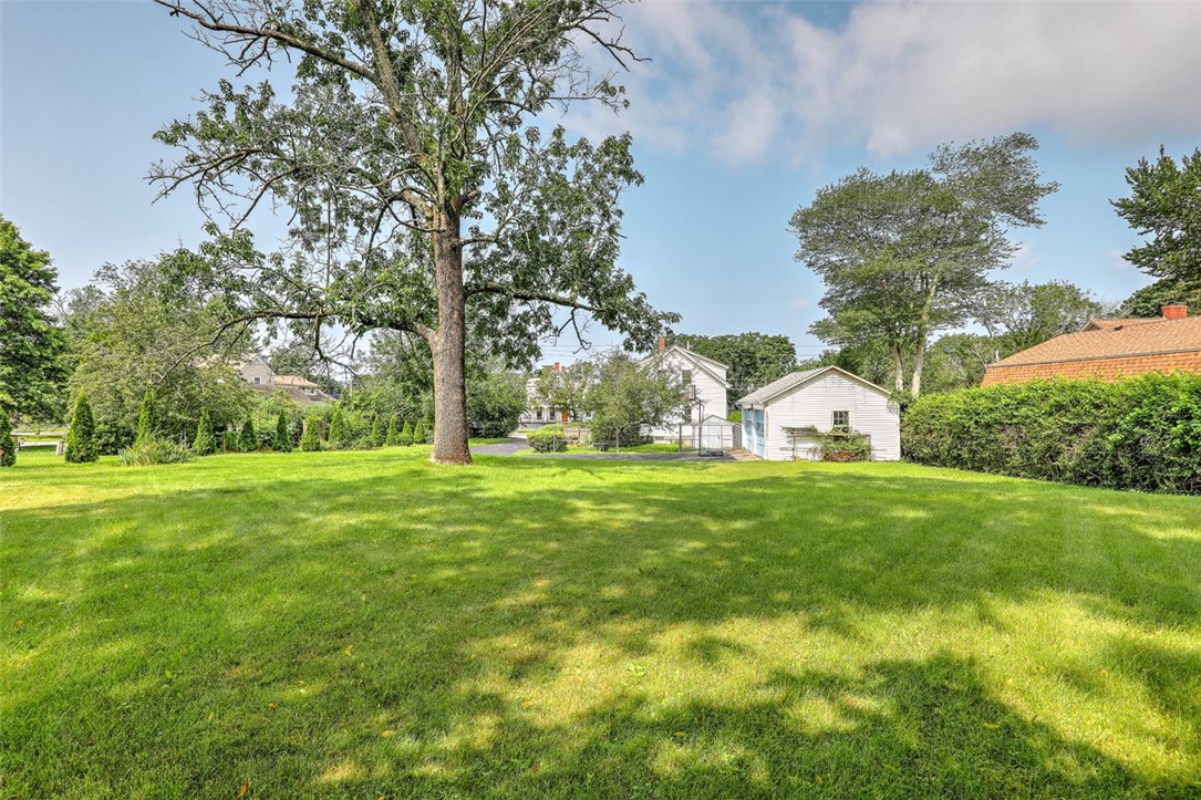 928 Main Street Warren, RI 02885 - Photo 25 of 29 back yard