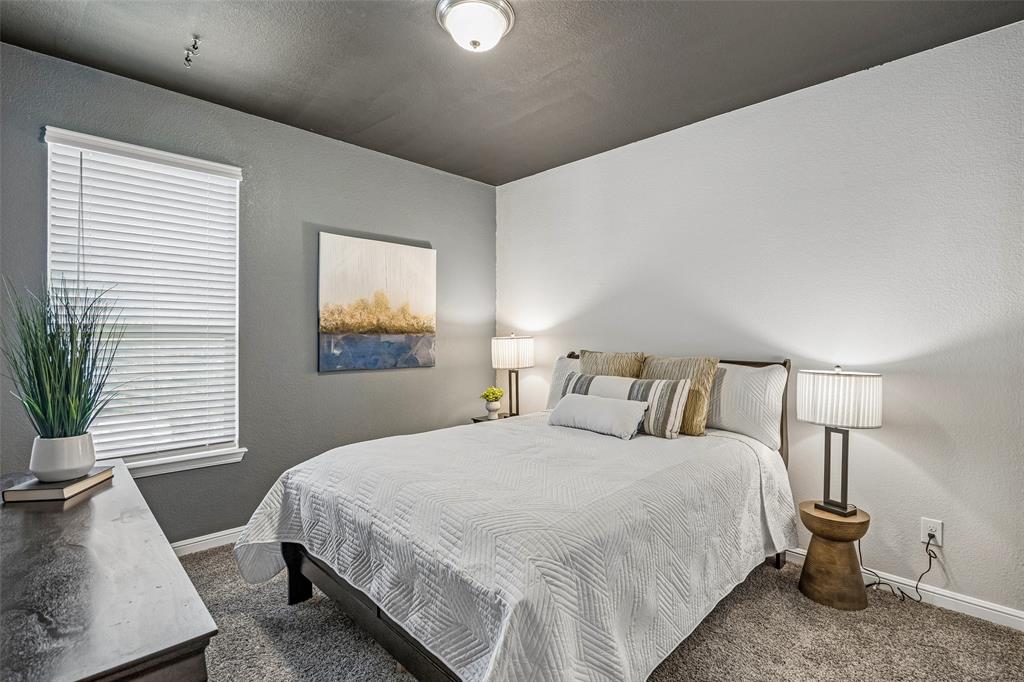 2508 Red Draw Road Fort Worth, TX 76177 - Photo 24 of 38 Guest bedroom #1 with full bathroom just outside
