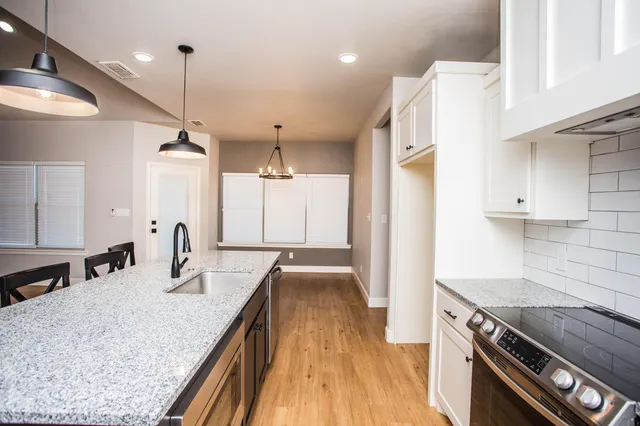 $700,000 | 6710 North County Road 1100, Shallowater, TX 79363