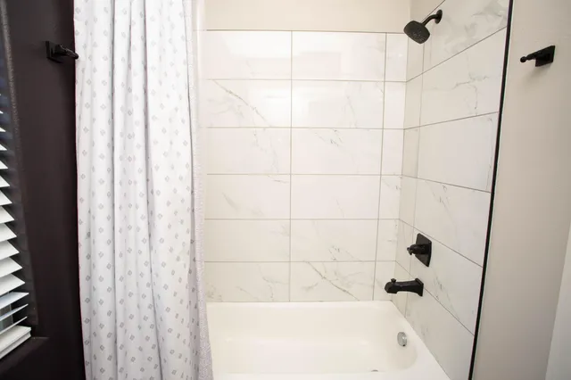 $700,000 | 6710 North County Road 1100, Shallowater, TX 79363