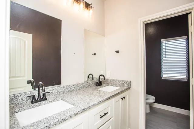 $700,000 | 6710 North County Road 1100, Shallowater, TX 79363