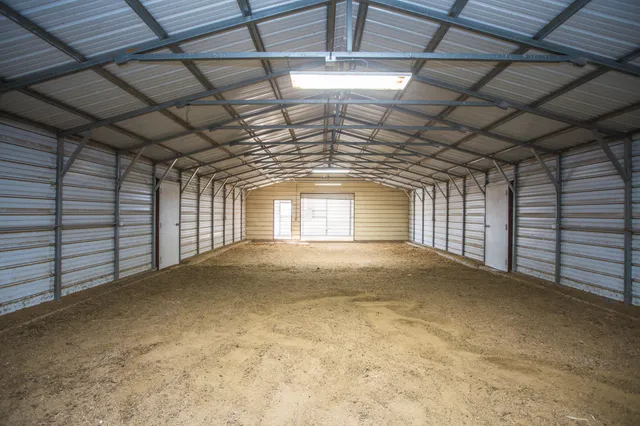 $700,000 | 6710 North County Road 1100, Shallowater, TX 79363