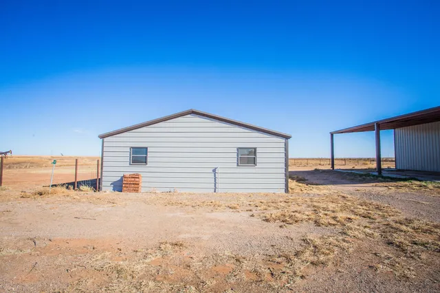 $700,000 | 6710 North County Road 1100, Shallowater, TX 79363