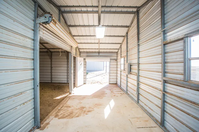 $700,000 | 6710 North County Road 1100, Shallowater, TX 79363