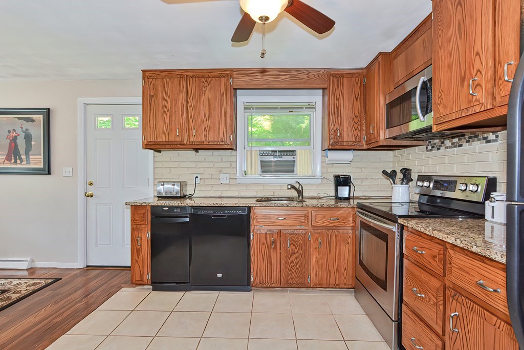70 Roundtop Road Marlborough, MA 01752 - Photo 14 of 31 Gallery Image 14