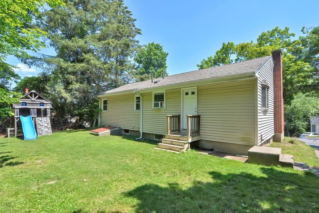 70 Roundtop Road Marlborough, MA 01752 - Photo 25 of 31 Gallery Image 25